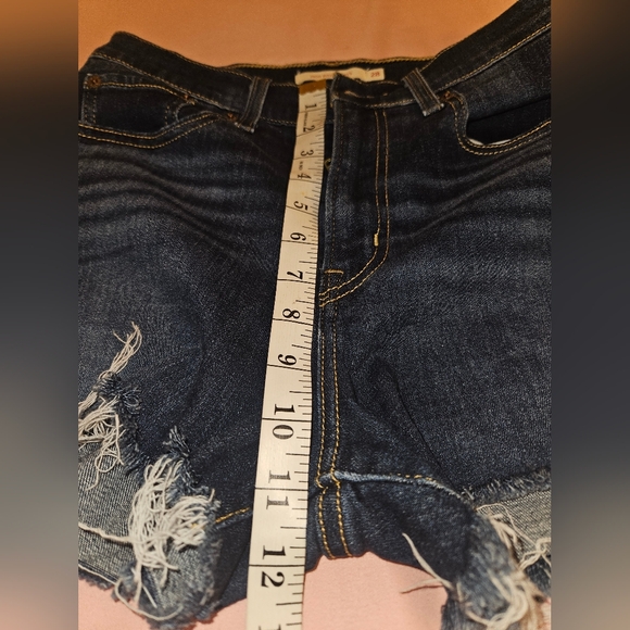 Levi's Indigo High-Rise Denim Cutoff Shorts Size 28 - Picture 4 of 5